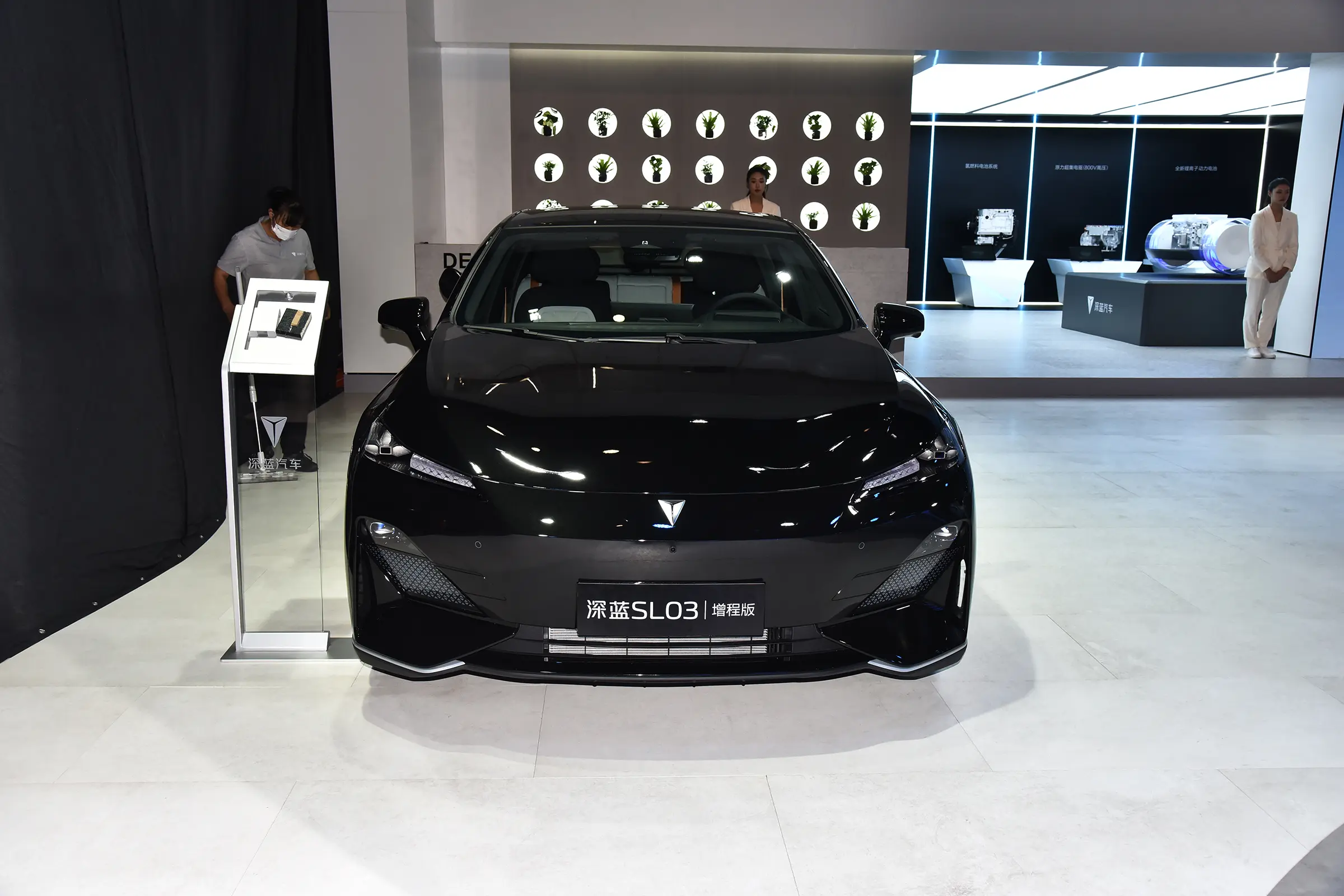 9994辆!深蓝汽车2月交付量公布!深蓝SL03值得一看